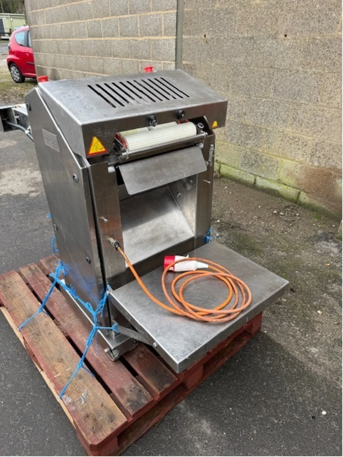Cretel 365 Fish Skinning Machine - 3