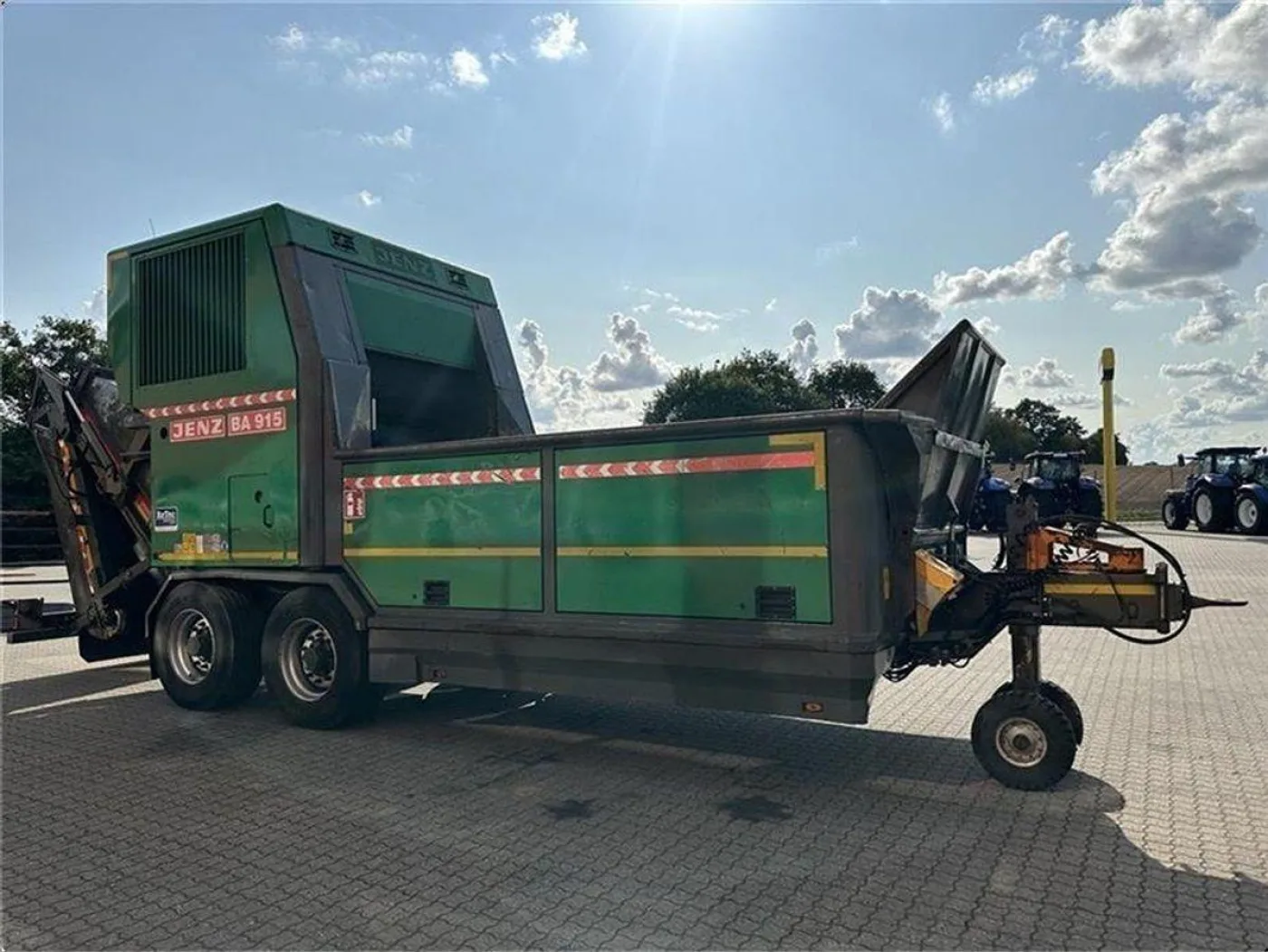 2016 Jenz BA 915 Biomass Wood Shredder Chipper - 5