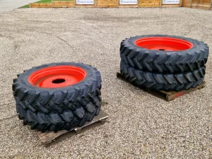 Set of 380/90R46 &amp; 320/85R34 Claas rowcrops