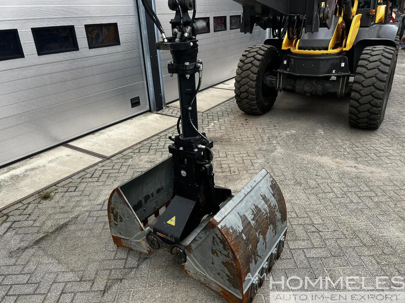 Kinshofer Clamshell Bucket - 6