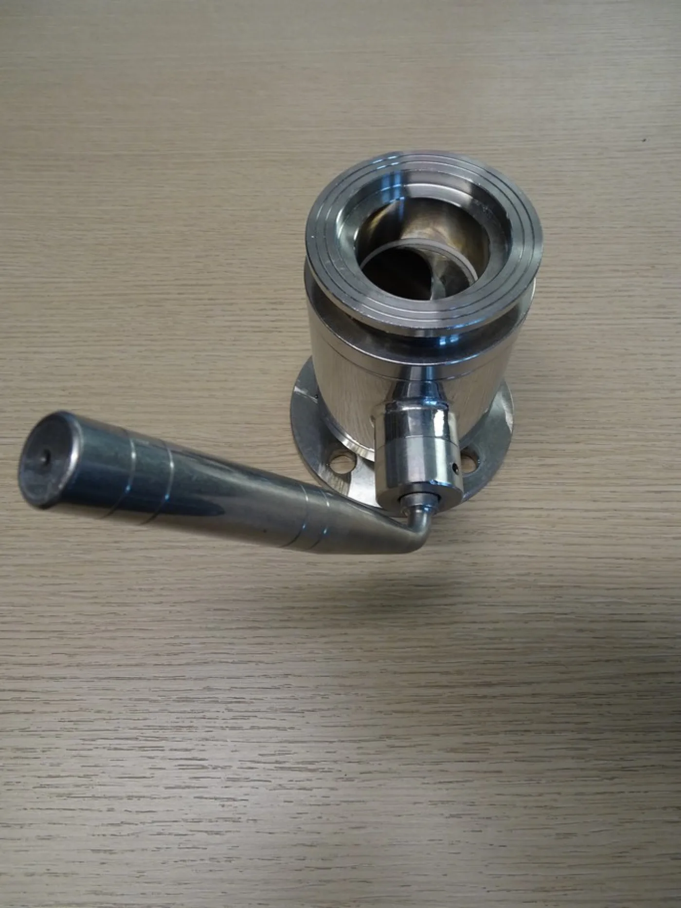 STOCK FLANGED BALL VALVES, SECOND-HAND EQUIPMENT - 6