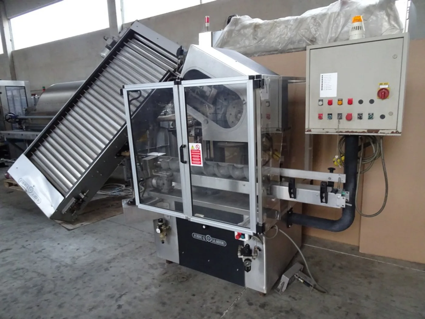 CAPSULE DISTRIBUTOR ROBINO AND GALANDRINO / ROBINO AND GALANDRINO SEALING MACHINE WITH THREE THERMAL HEADS, SECOND-HAND MACHINES - 3