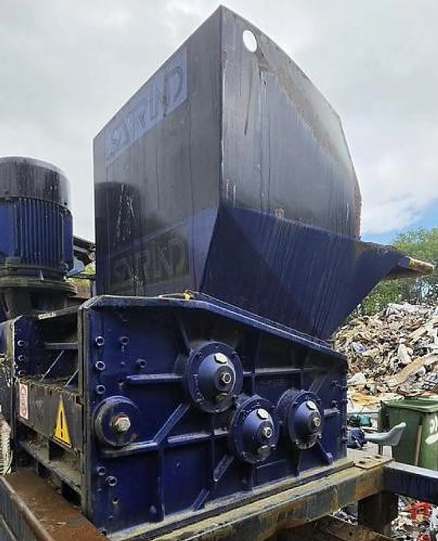 2004 Satrind Tech K7/30 Three-Shaft Shredder - 6