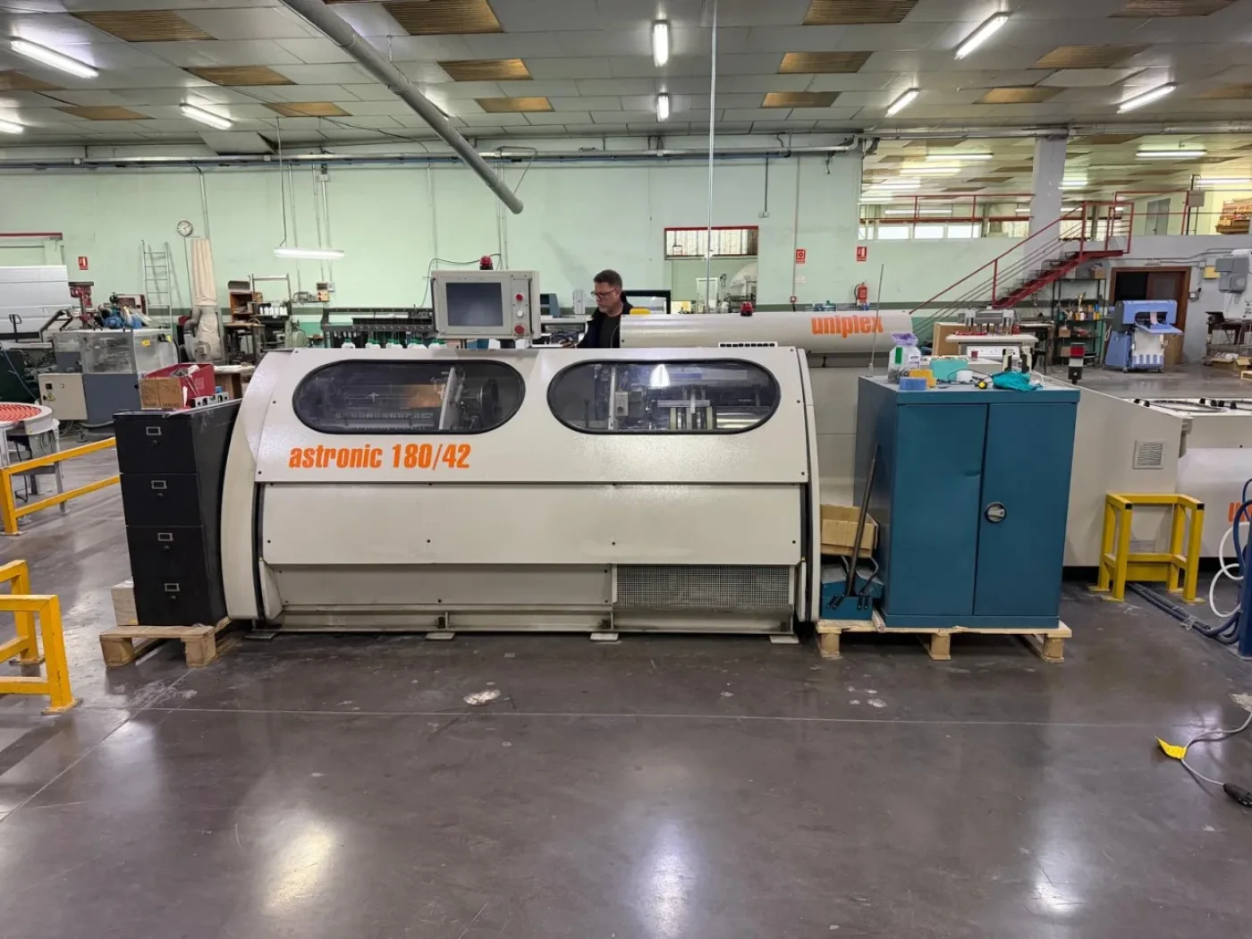 Meccanotecnica Uniplex with Aster 180 sewing machine - 2
