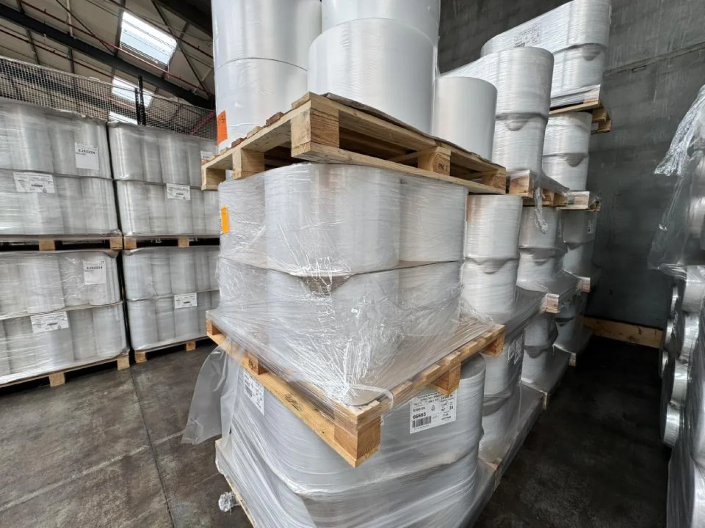 Transparent mono-oriented LDPE shrink film 11,5x8 rolls - 2