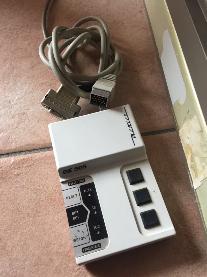 BILANCIA DA BANCO METTLER MOD. PE300 + PL15 ANALIZZATORE DI UMIDITÀ