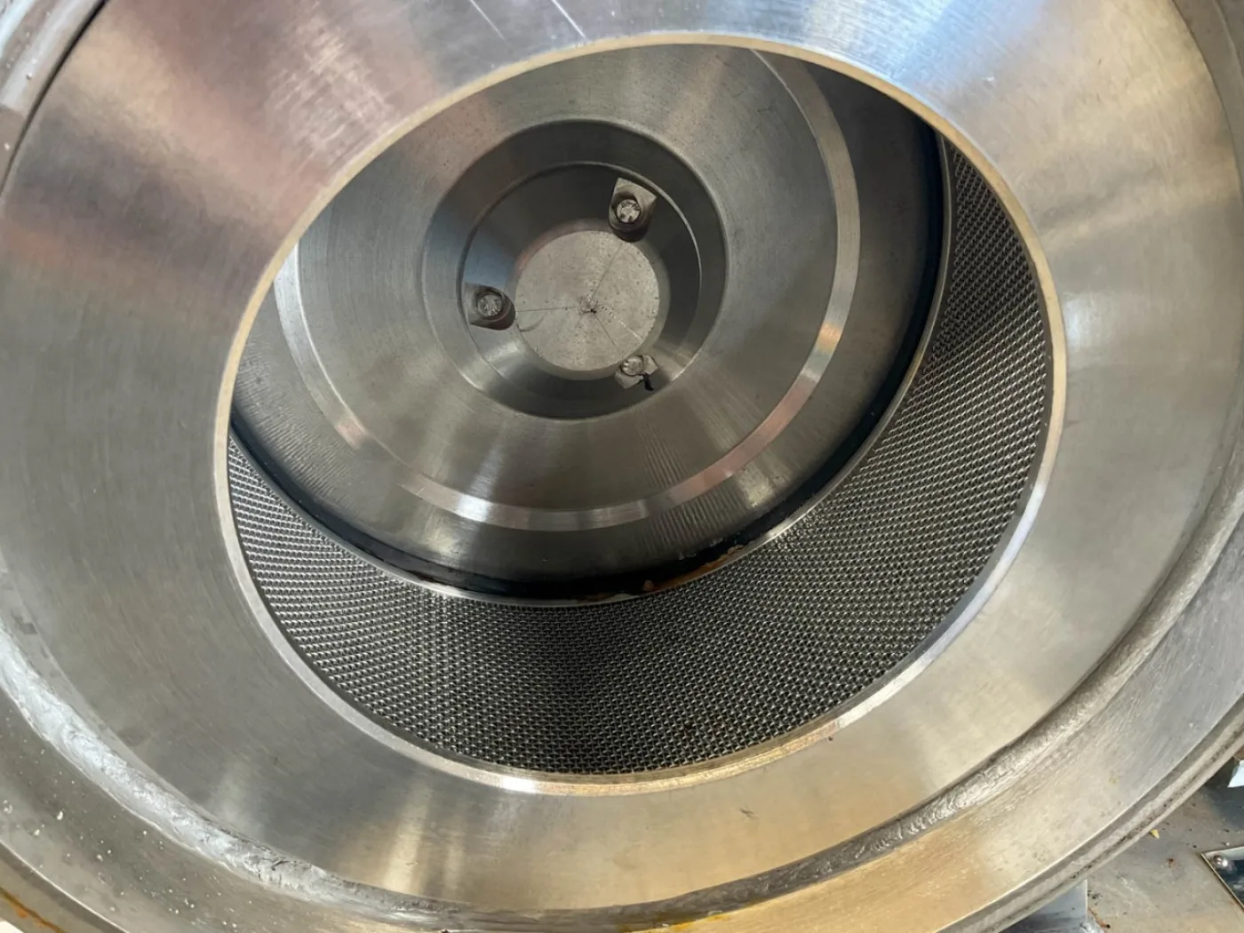 Krauss Maffei HZ25 - Peeling centrifuge - 6
