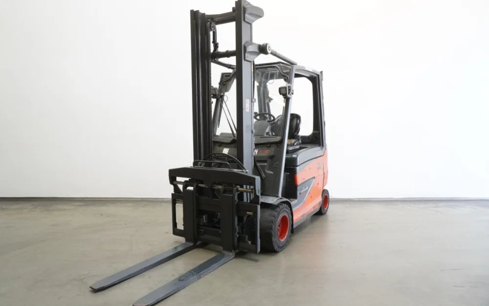 Frontstapler Linde E 30/600 HL 387 (2017)