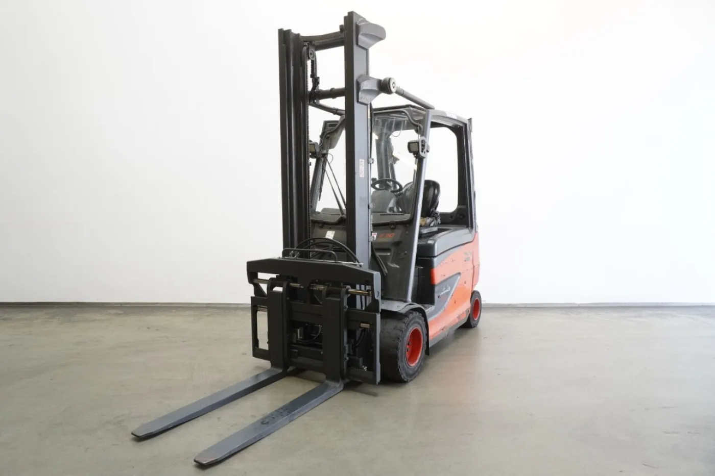 Frontstapler Linde E 30/600 HL 387 (2017) - 1