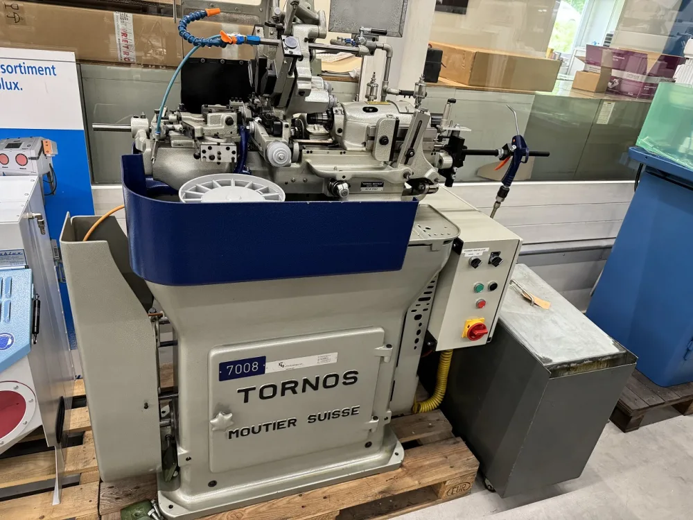 TOUR AUTOMATIQUE A DECOLLETER “TORNOS” TYPE M-7