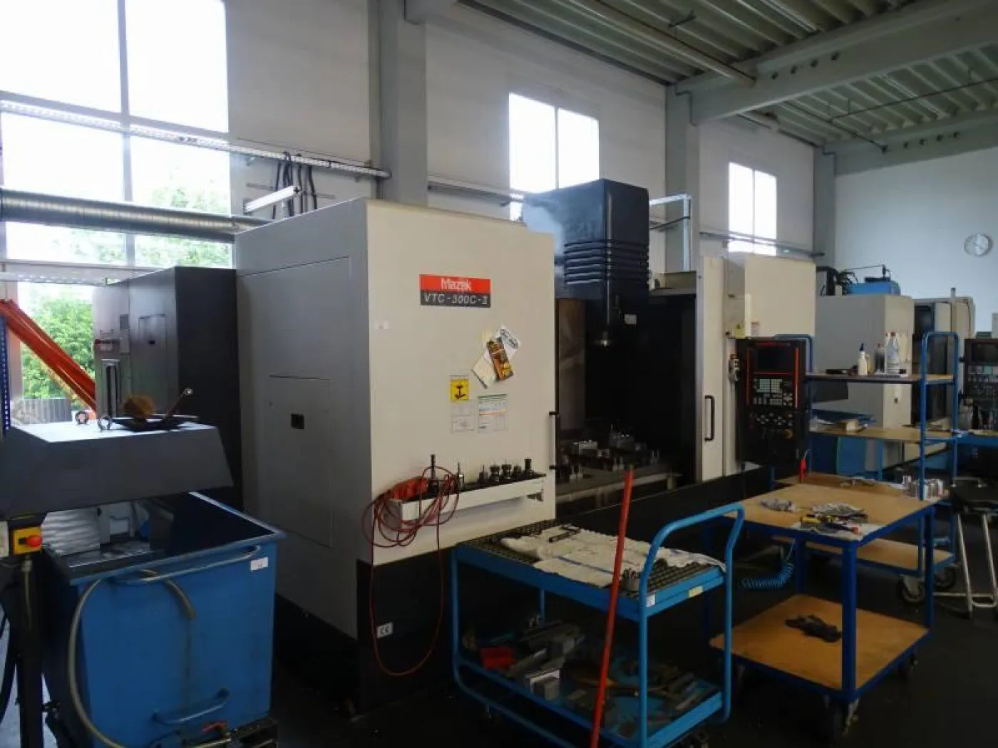 Vertical Machining Center MAZAK VTC 300C II - 1