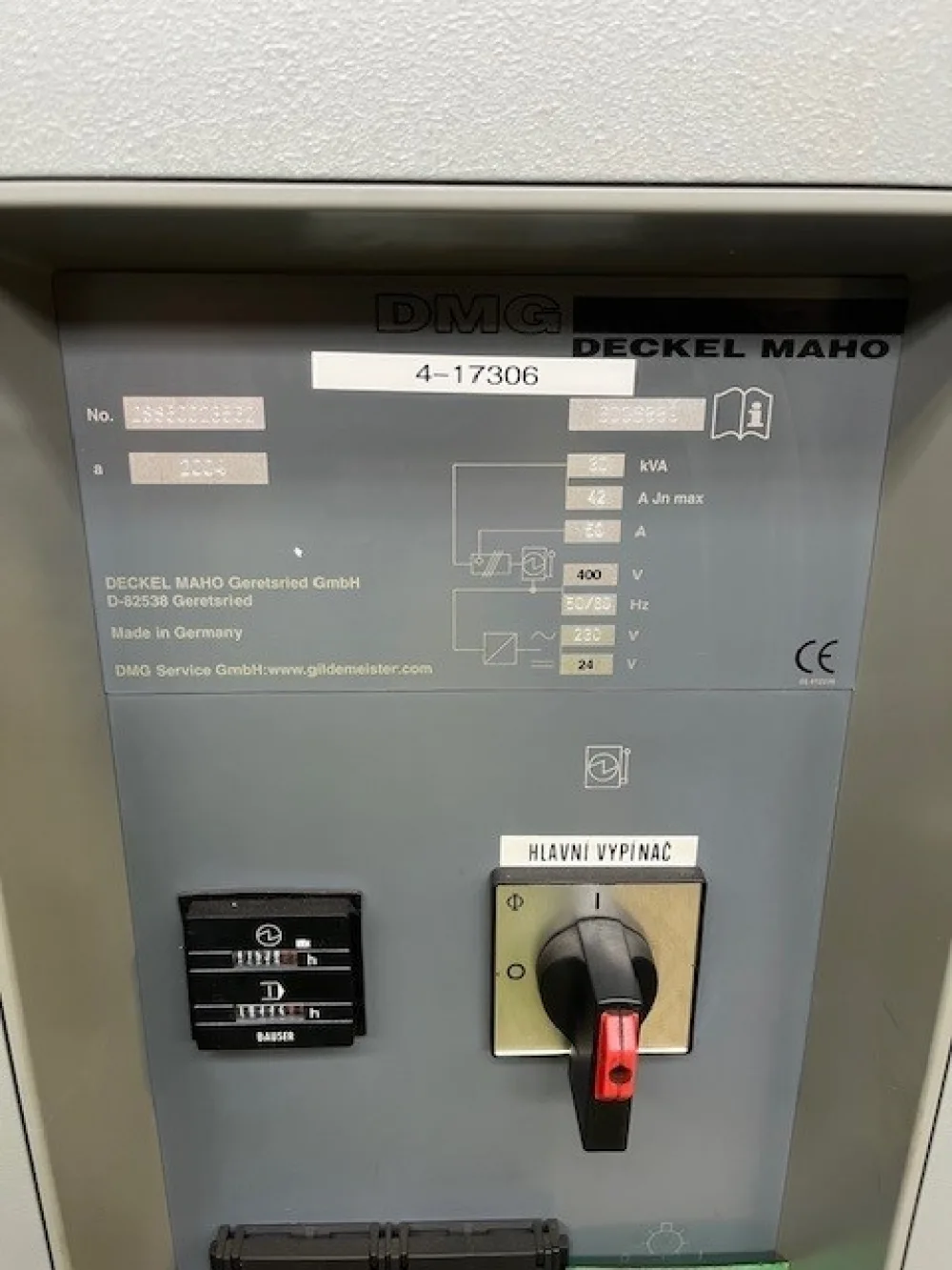 CNC Vertical Machining center – DECKEL MAHO – DMC 63V