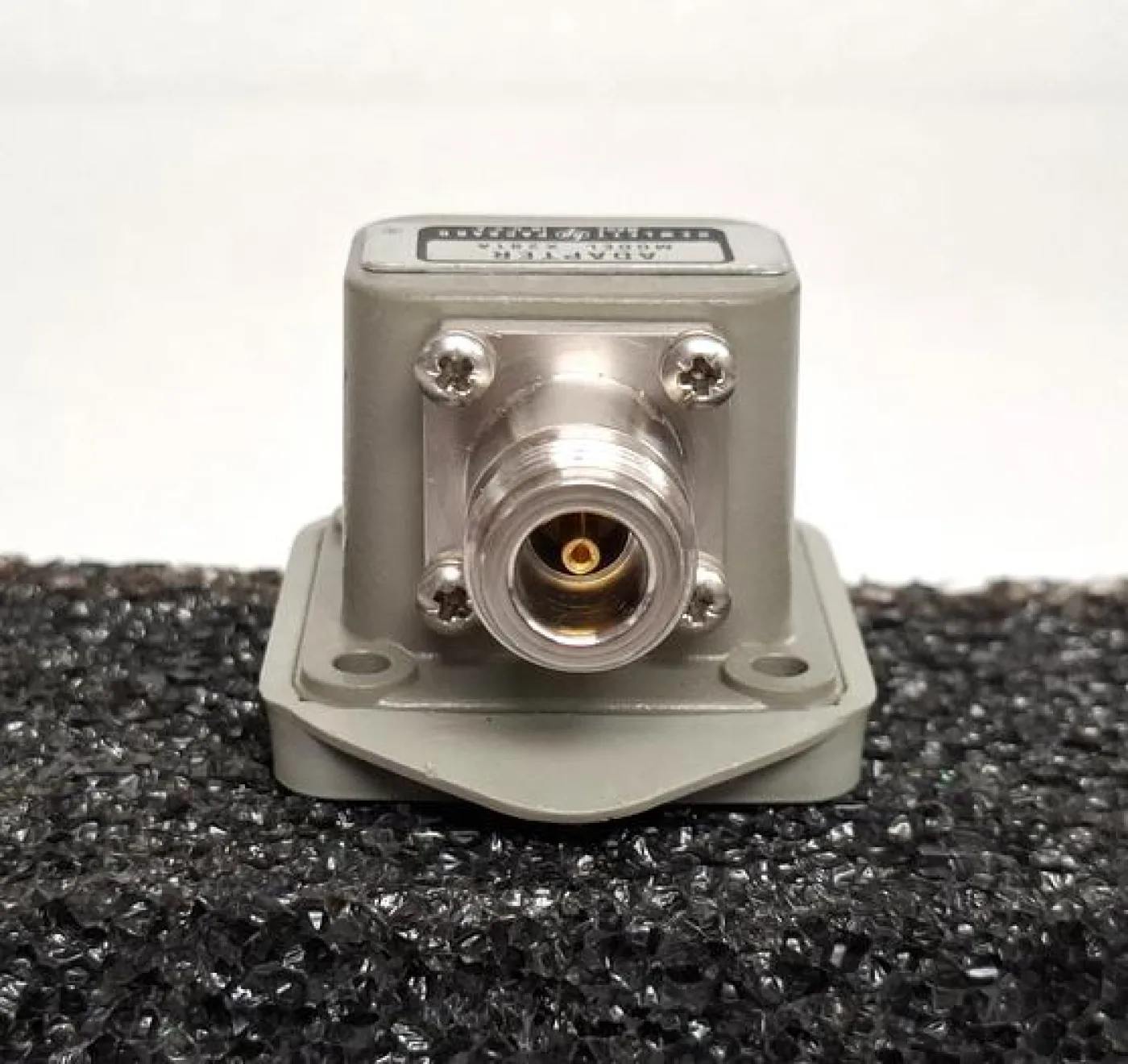 Keysight / Agilent X281A Waveguide to Type-N (f) Adapter - 7