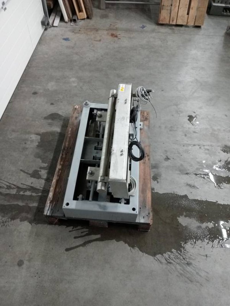 Tube Weight scale with indicator