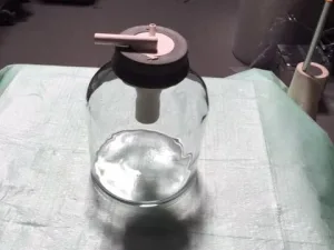 Sekretabsaugflaschen aus Glas Sekretabsaugflaschen aus Glas