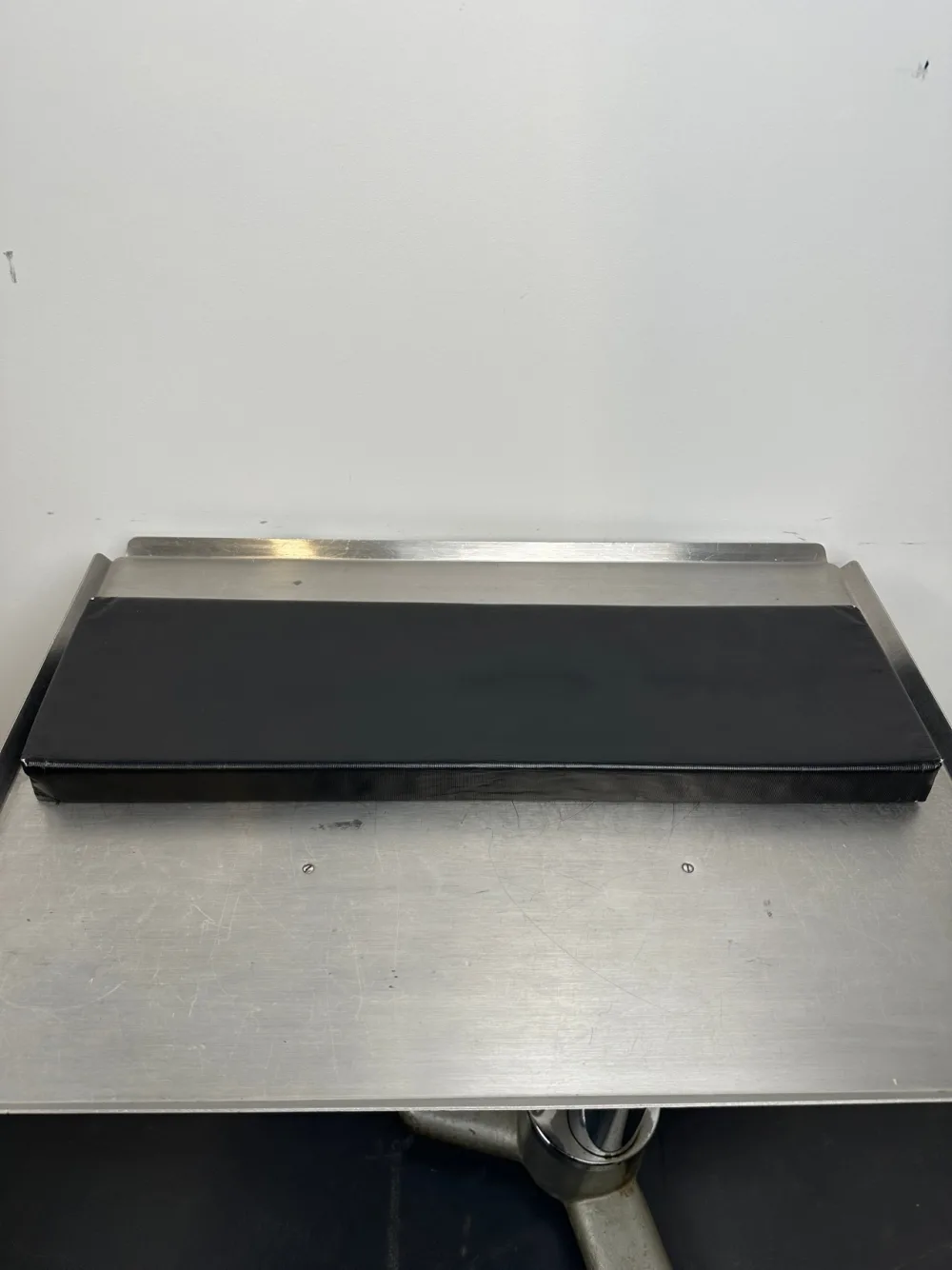 OP Lagerungskissen Schwarz 65x18x4cm