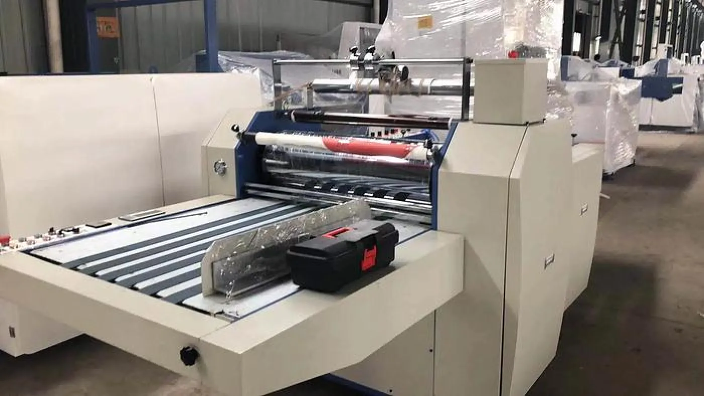 Máquina Semiautomática de Laminado JDSYFMB-720/950/1100 - 4
