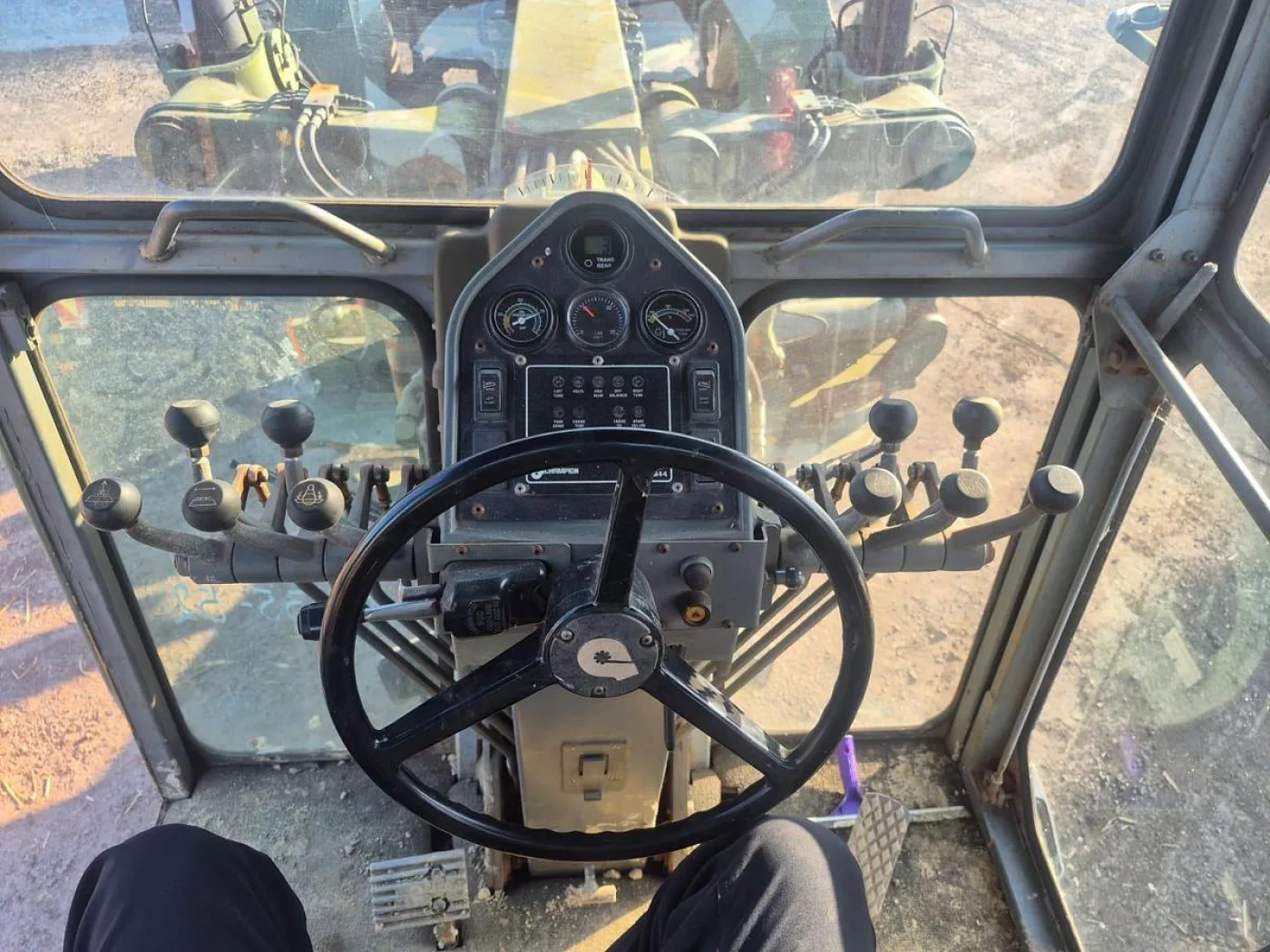 1995 Champion 726A VHP Grader - 4