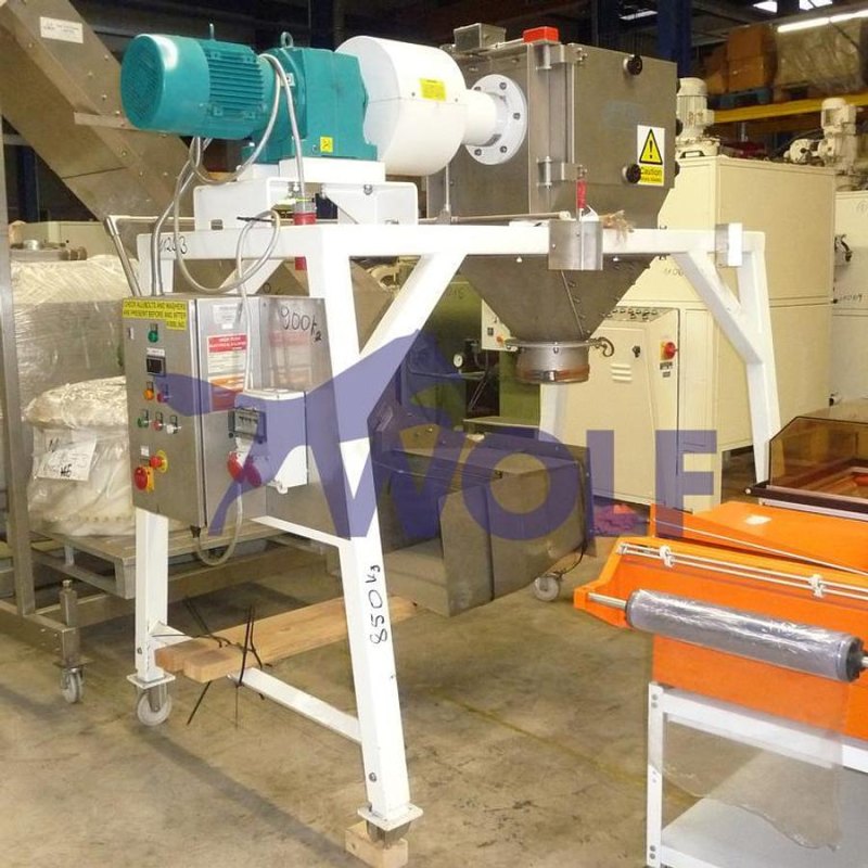 Zerkleinerungsmaschine KEMUTEC - Type M-305 als Horizontalreibe.