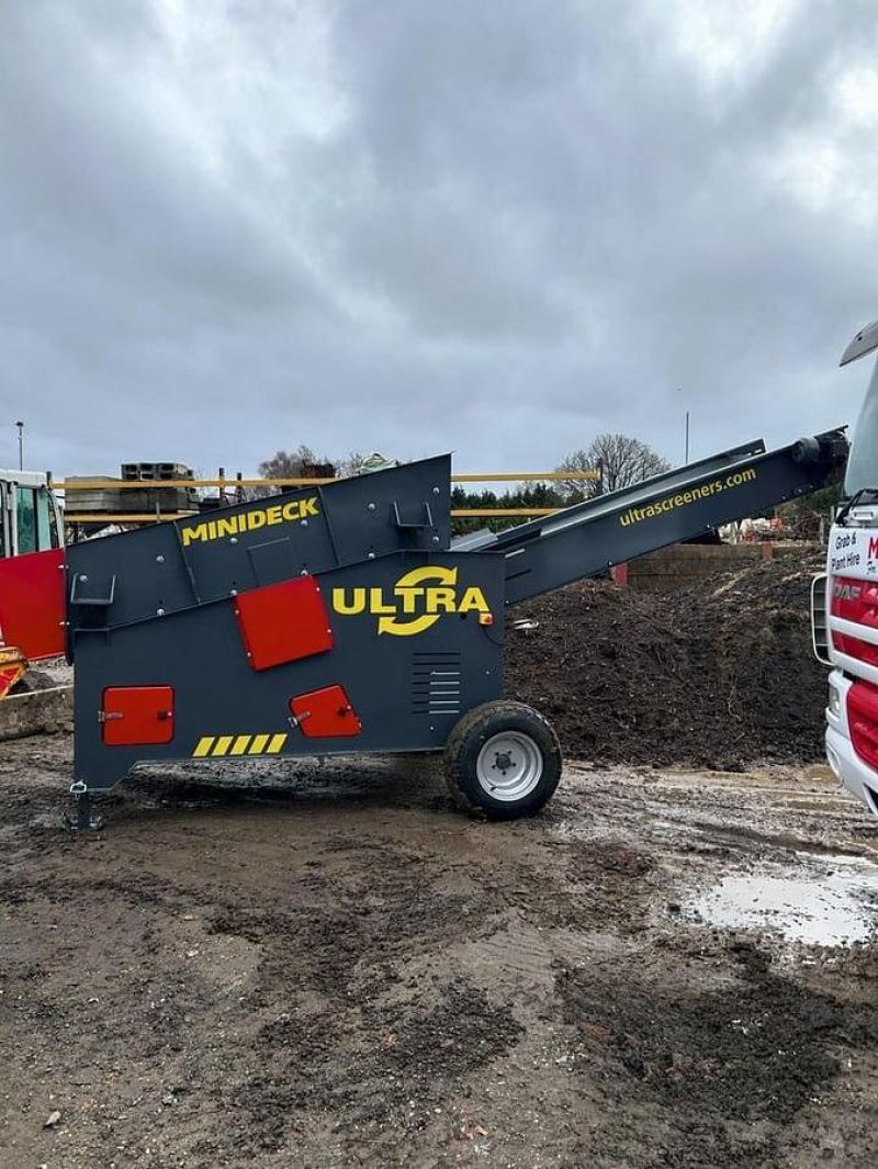 2024 Ultra Screeners Mini Deck 8x4 Screen