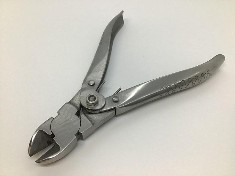 Diag Cut