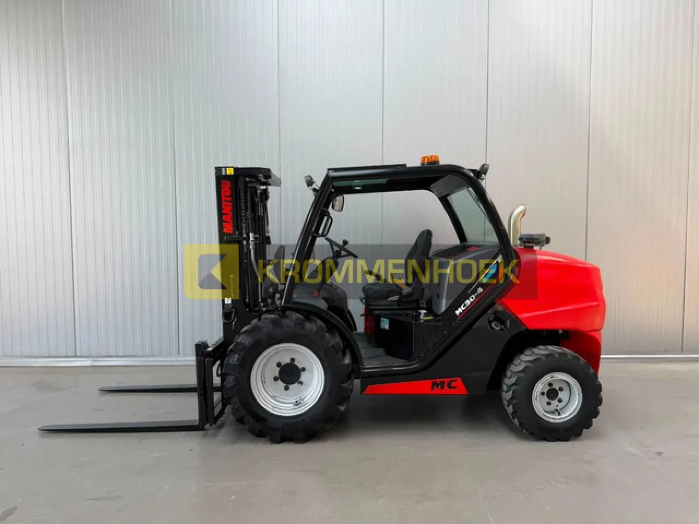 Manitou MC 30-4 ST5 - 1