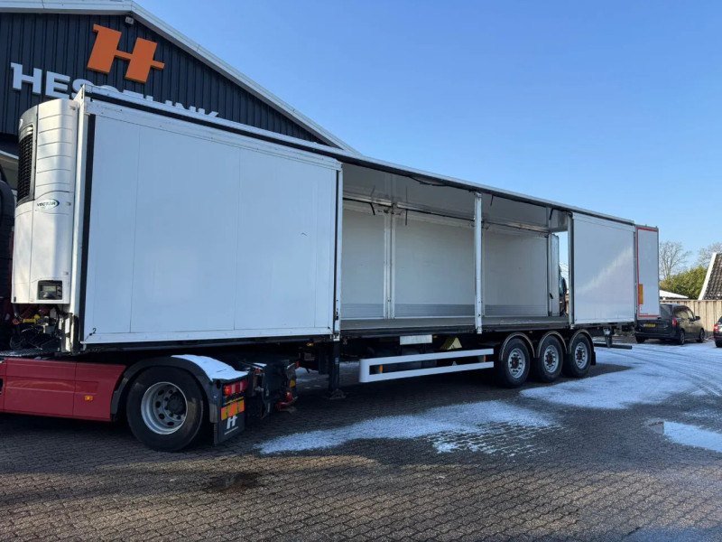 Van Hool Moeyerson Side doors/Seater doors Carrier Vector 1550 1,280 hours!