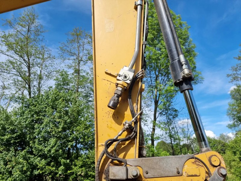 CAT - M 318 F