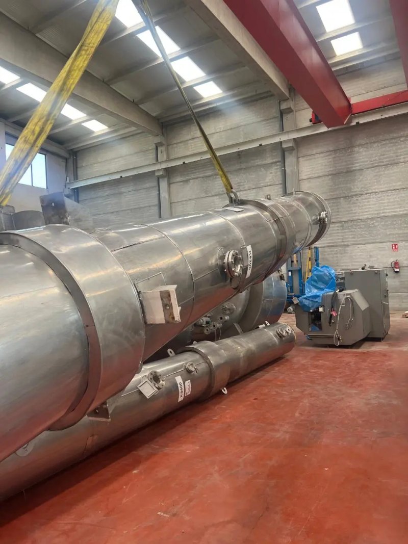 USED DISTILLATION COLUMN