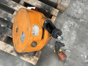 Balancers for saws
