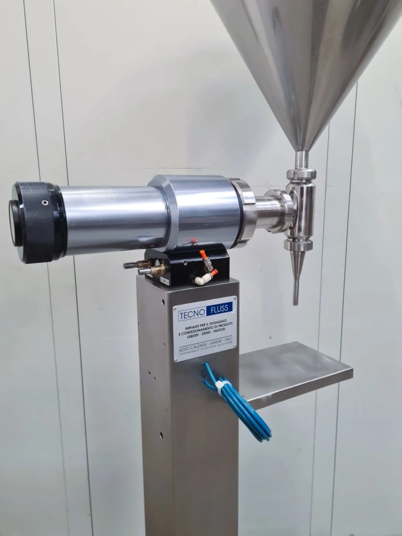 DOSATRICE PER LIQUIDI – TECNOFLUSS – MOD. VM300 - 4