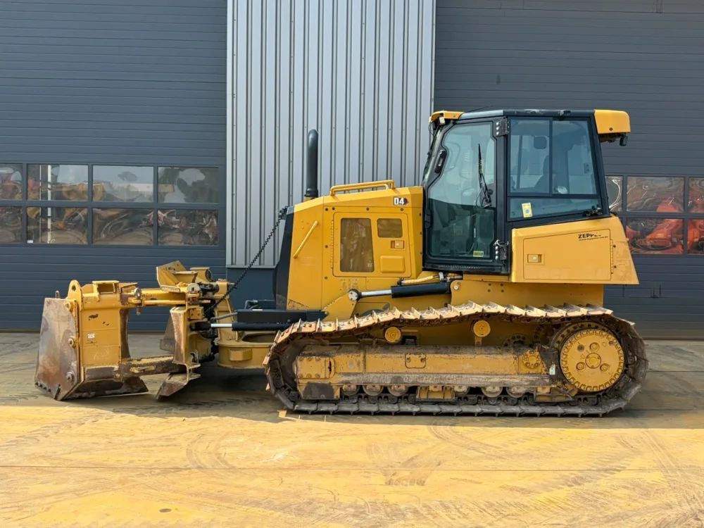 Caterpillar D4 LGP 15A (D6K / D6K2)