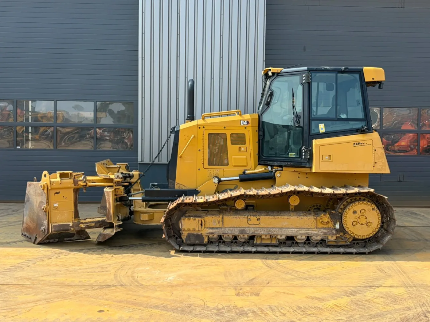 Caterpillar D4 LGP 15A (D6K / D6K2) - 1