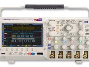Tektronix MSO2004B