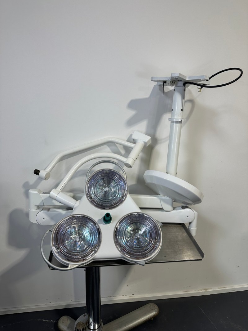 Hanaulux 3000 OP-Lampe (Deckenmontage)