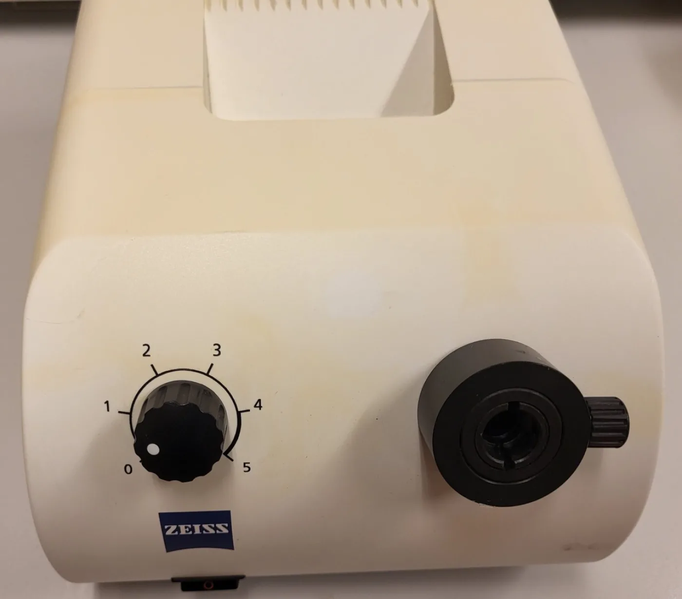2206 - Used Zeiss light guide CL 1500 ECO - 1