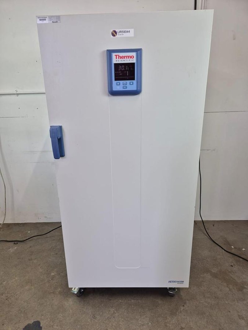 Thermo Scientific Heratherm IMH400-S Incubator