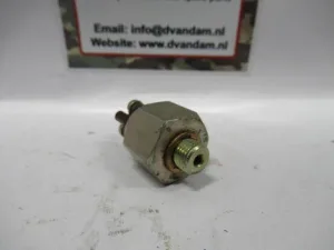 Remlichtschakelaar NOS ( schroef model )