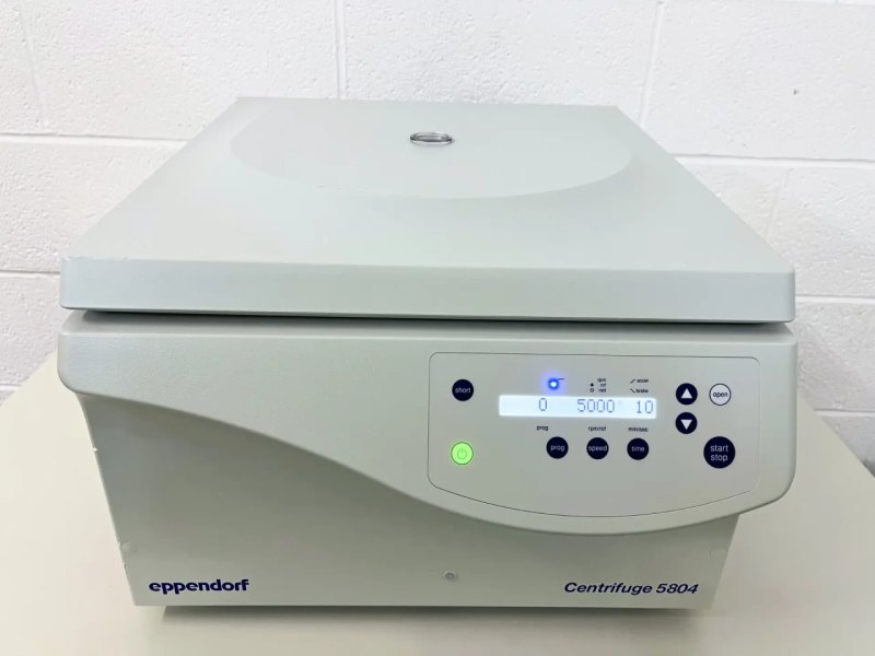 Eppendorf 5804 Benchtop Centrifuge
