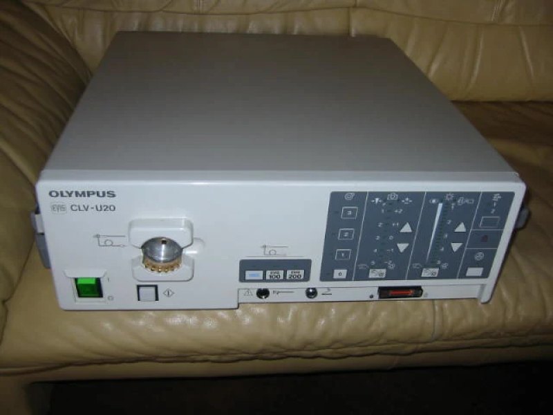 Olympus CLV-U20 Endoskopie Kaltlichtquelle (Xenon)