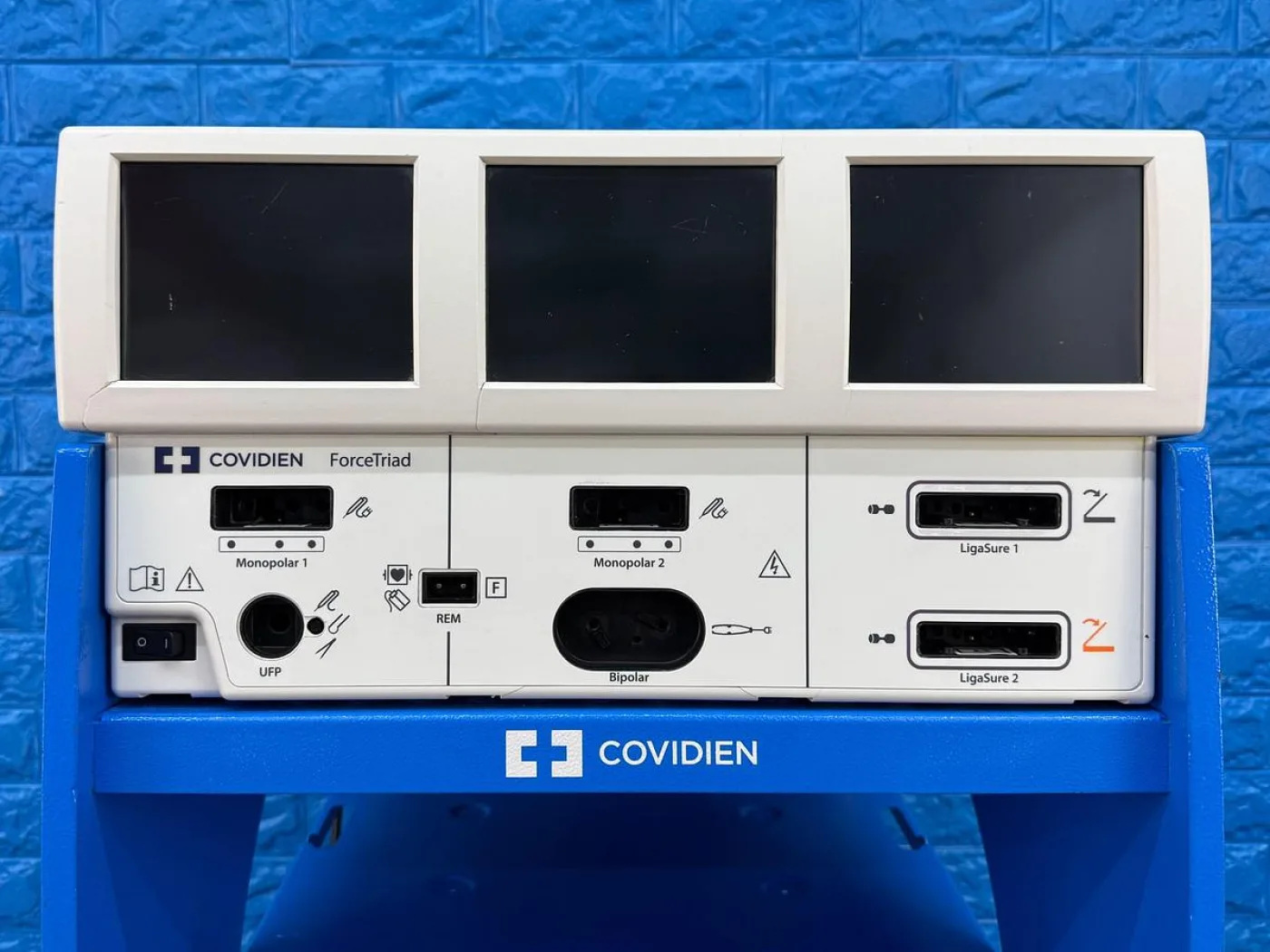 Covidien Force Triad SW 4.00.03 YOM: 2015 - 4