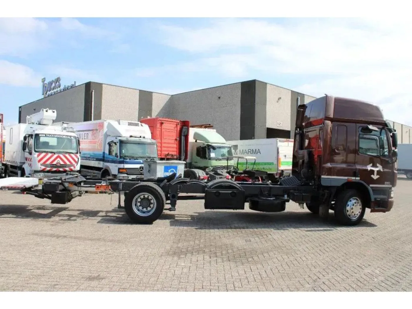 DAF CF 65 220 + lift + euro 5 - 3