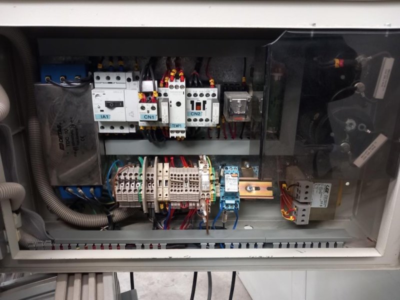 TAPPATRICE SIGILLATRICE AD INDUZIONE – MERO – MOD. MR/GST 2K-IGBT