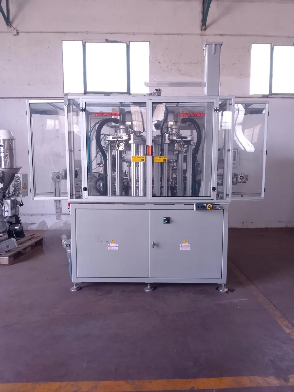 LINEA DI CONFEZIONAMENTO DI CAFFÈ IN CAPSULE – TECMES – MOD. MB 55 BR3