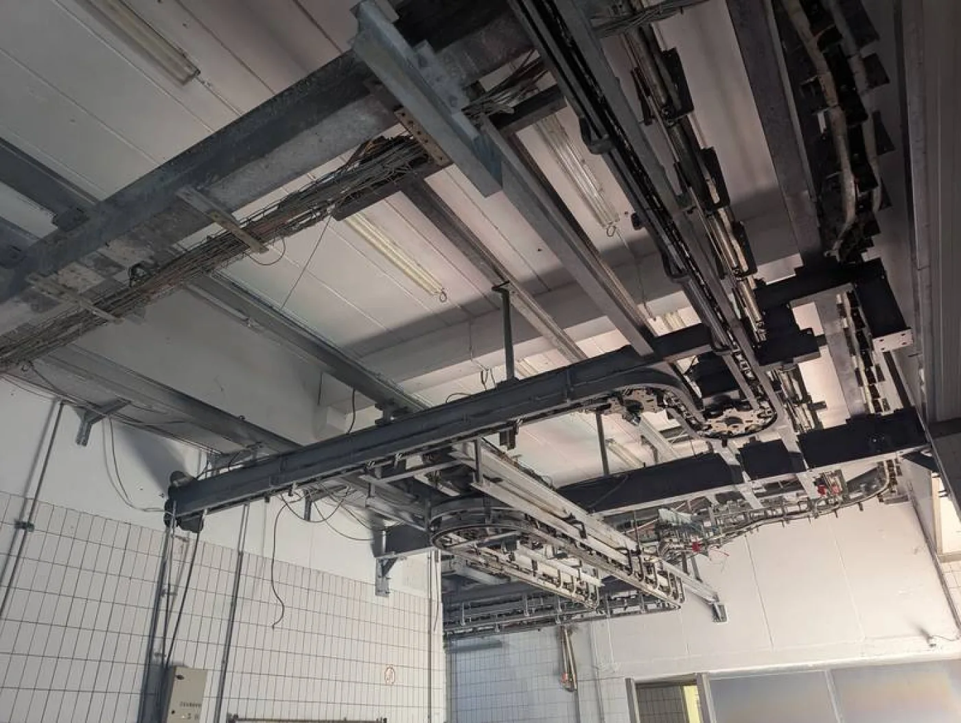 Automatic cold store conveyor system - 3