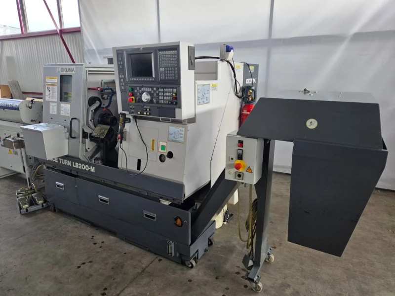 023342 - OKUMA LB 200 M