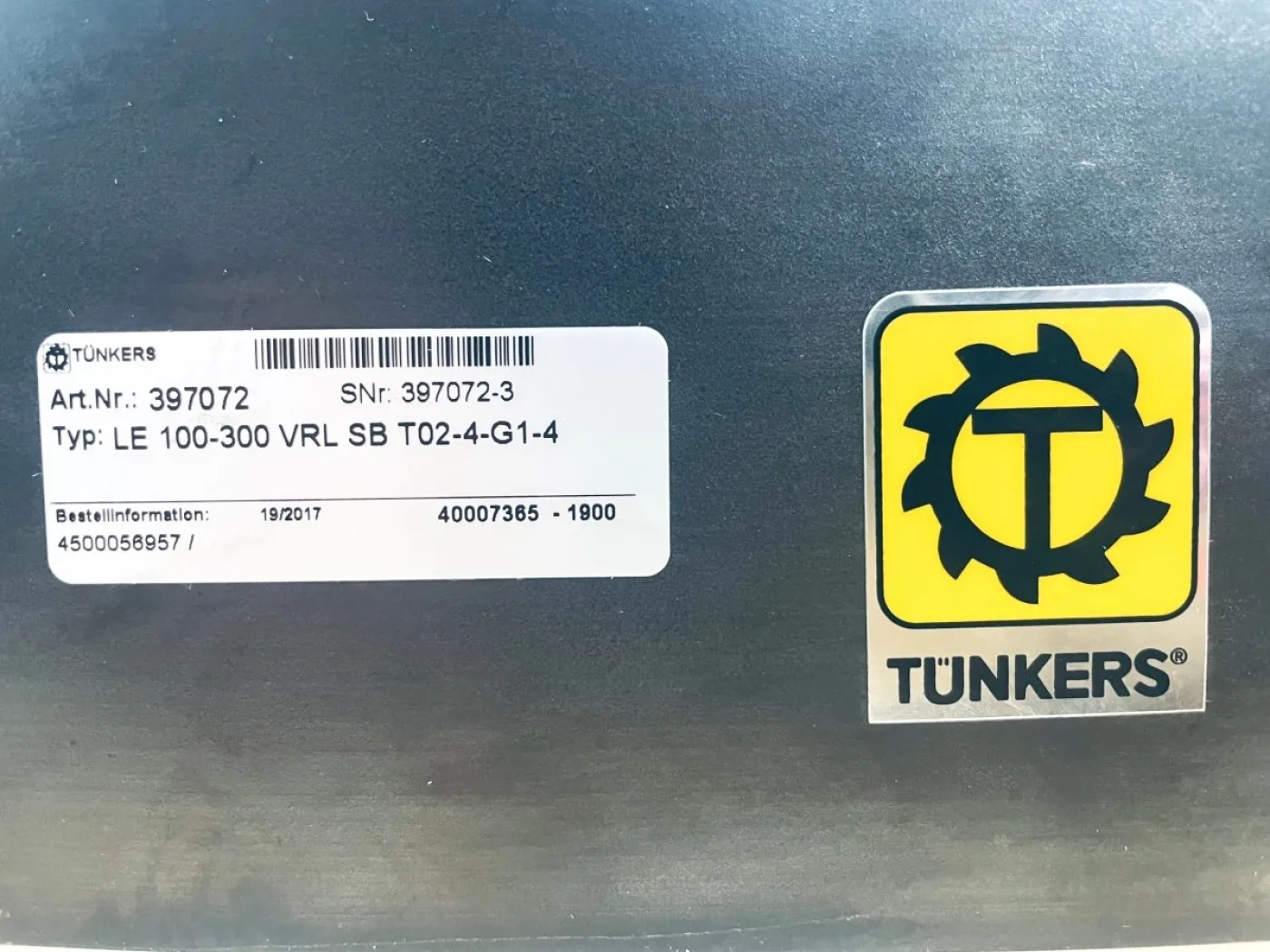 Tünkers Pneumatische Lineareinheit LE100-300 VRL SB T02-4-61-4 - 8