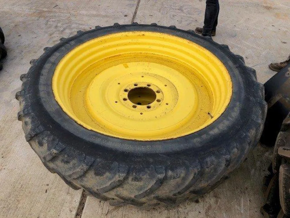 Miscellaneous - 300/95R46 ROW CROPS