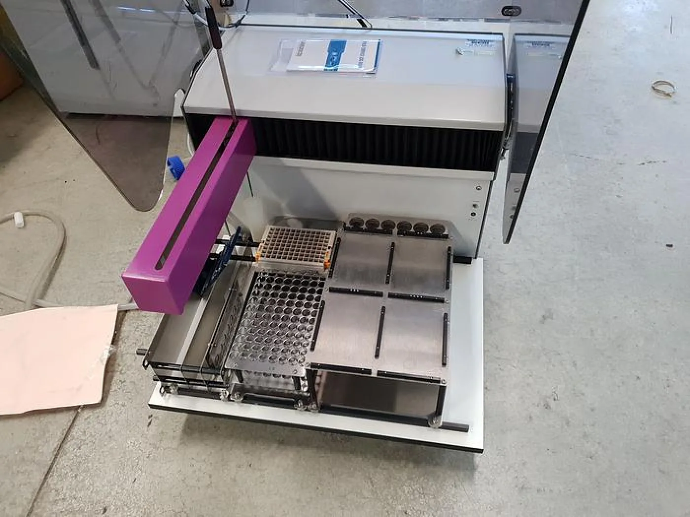 Immuno Concepts AFT2000 Pippeting Robot - 3