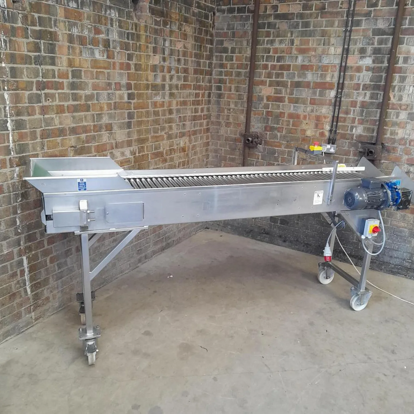 Used L.A Conveyor Systems Roller Conveyor - 1